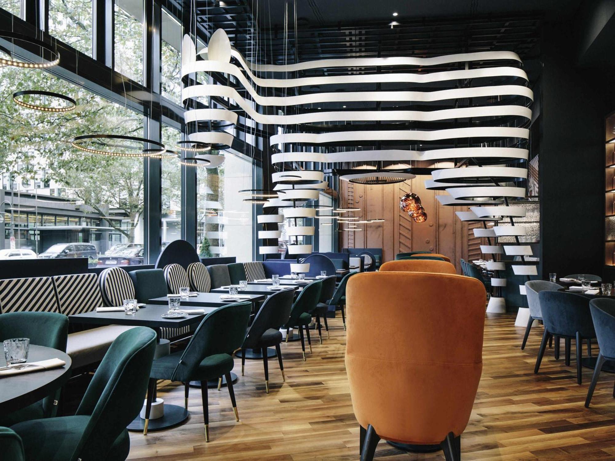 Pullman Berlin Schweizerhof - City Center, Zoo Und Kurfuerstendamm — Photos 1